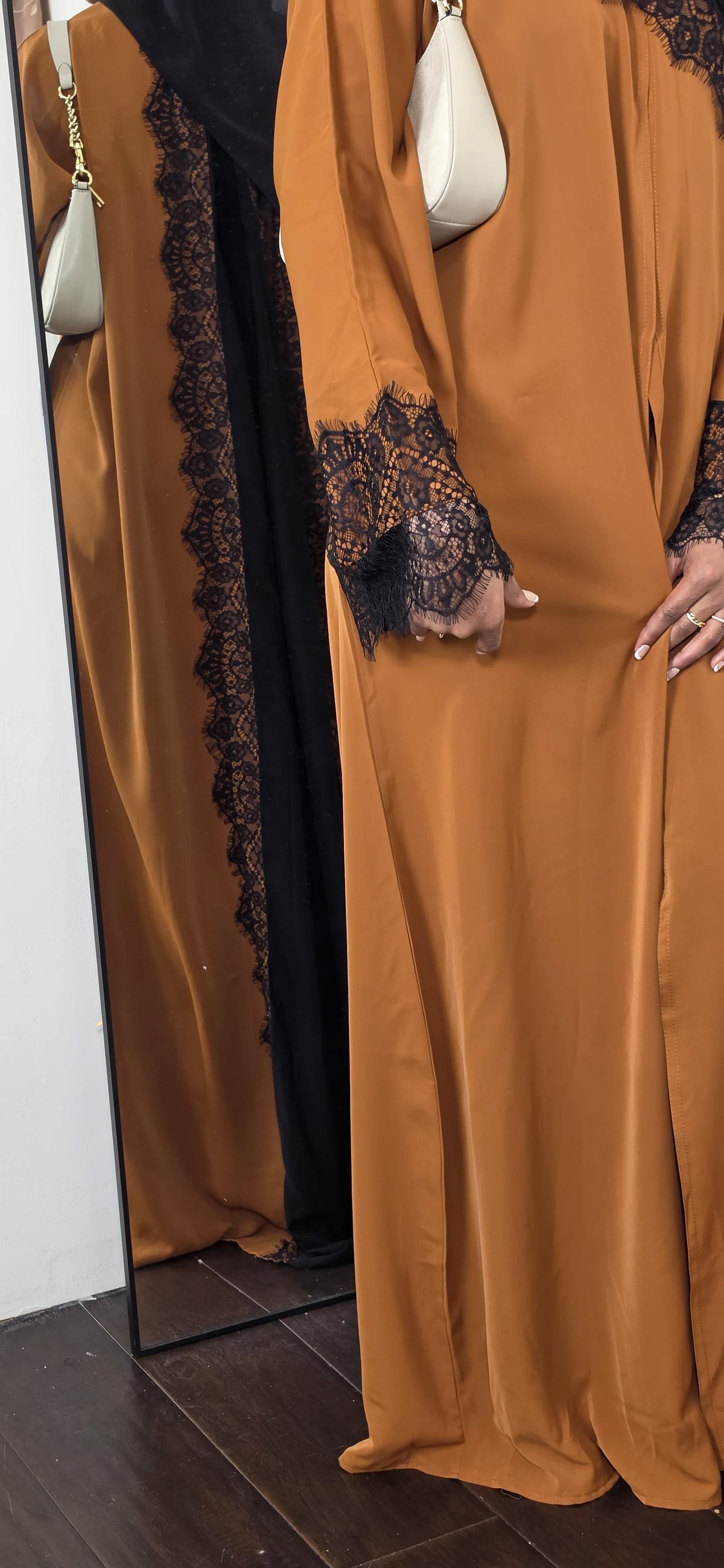 Layali Abaya