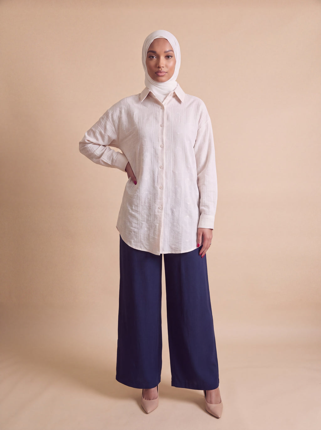 Cream navy patterned 2-piece set, front view 2