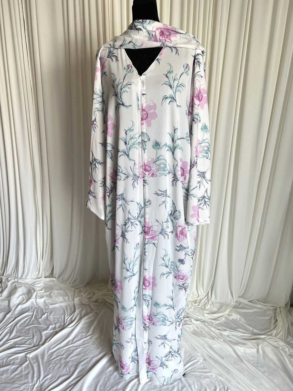 Lilac Mist Floral Double Chiffon Abaya Set front view on mannequin with matching hijab