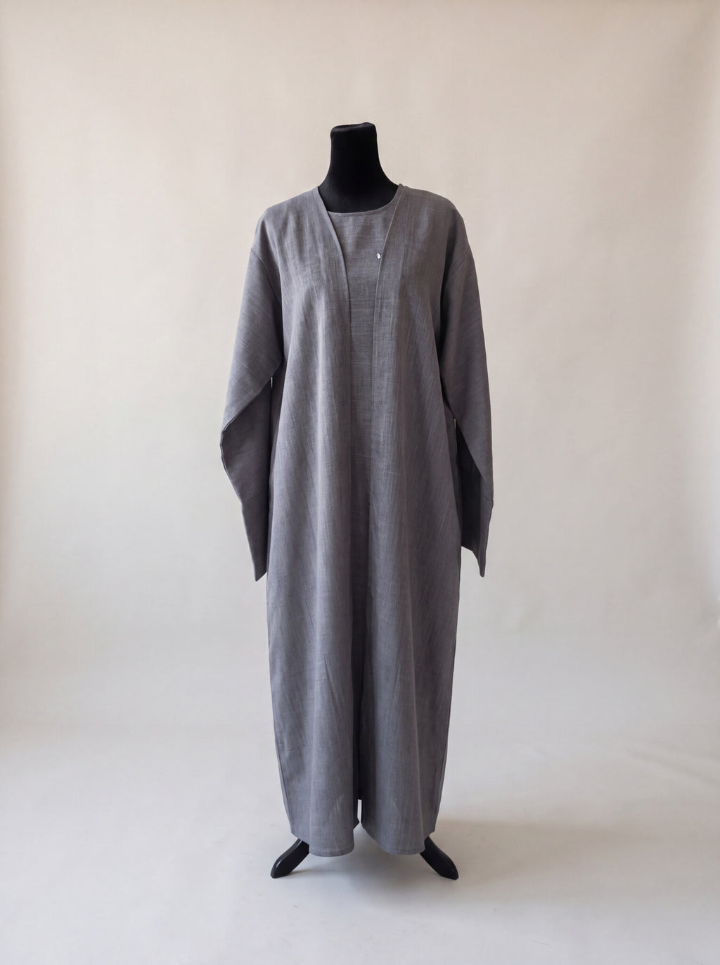 Safa Abaya linen fabric front view
