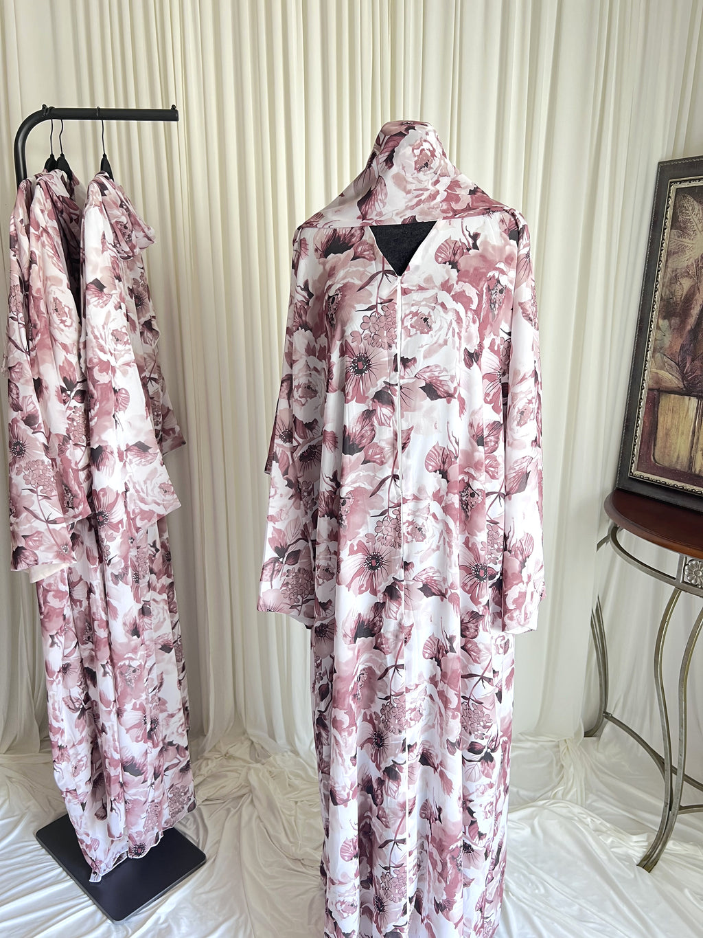 Vintage Mauve Floral Double Chiffon Abaya Set front view on mannequin with matching hijab