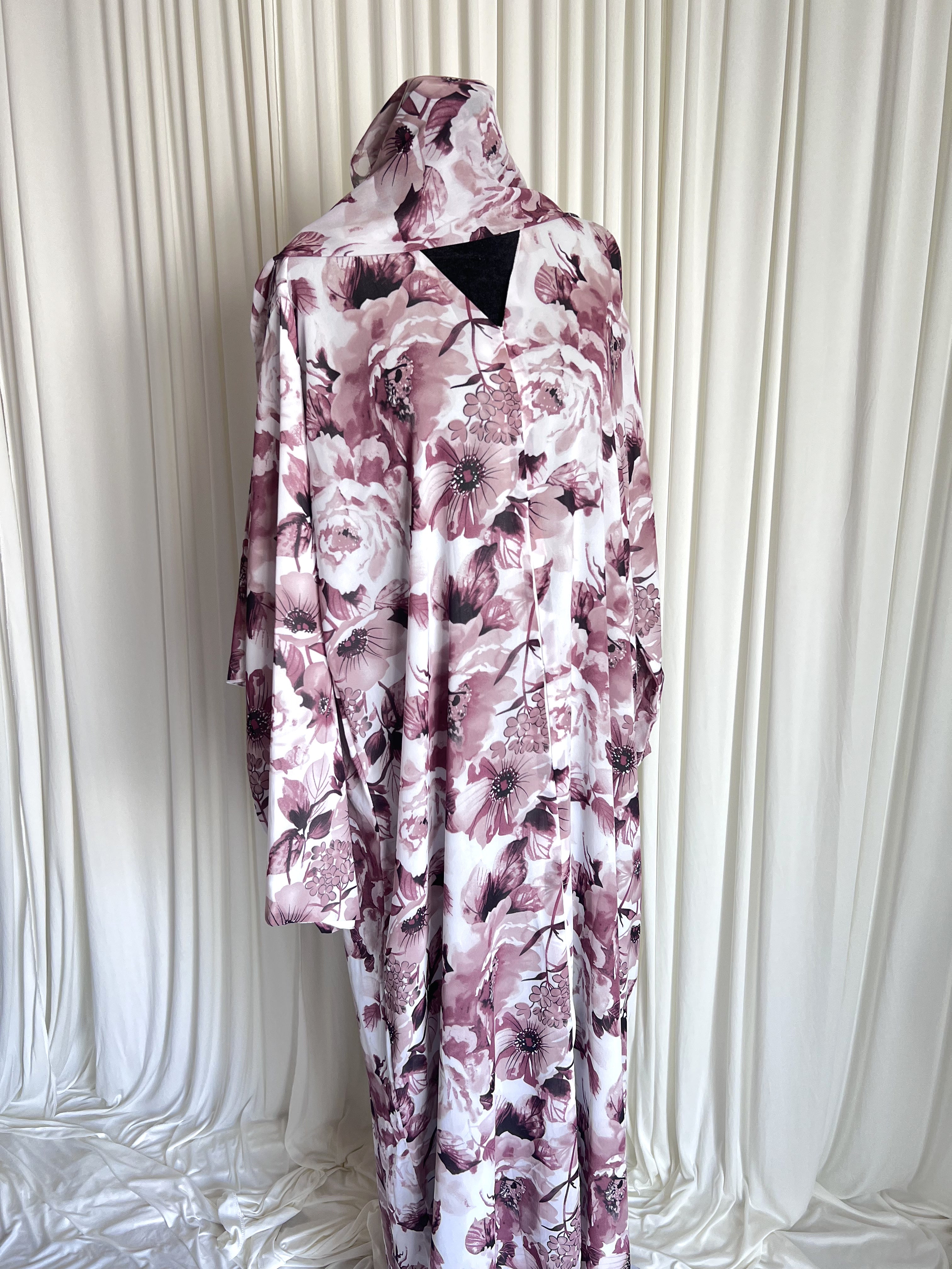 Vintage Mauve Floral Double Chiffon Abaya Set three quarter view