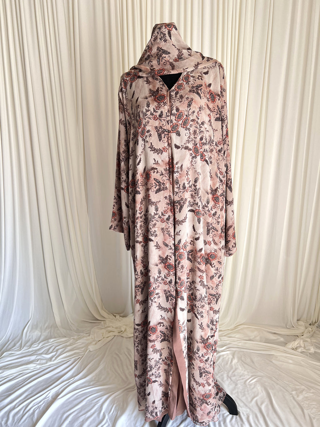 Zahra Blush Floral Double Chiffon Abaya Set front view on mannequin with matching hijab
